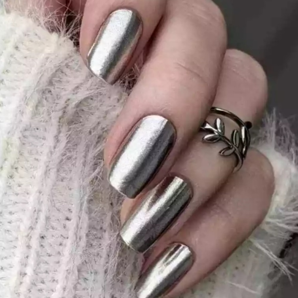 *Retired* Color Street: Silver Lust | Metallic Chrome Shine Sparkle Party Fall - Picture 2 of 11